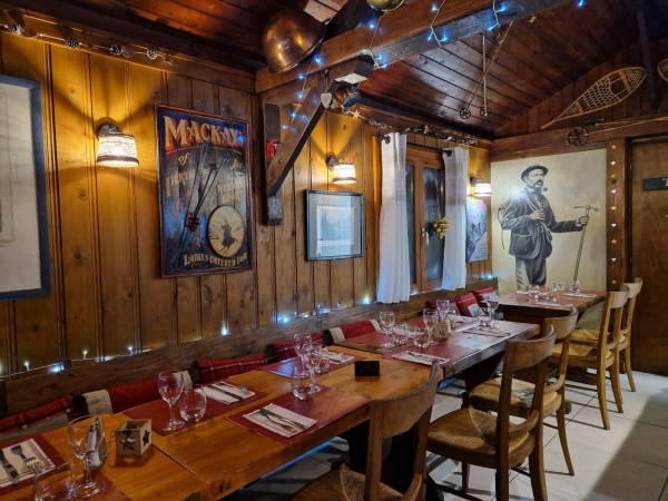 La Crèmerie des Aiguilles - Restaurant Chamonix - restaurant sympa CHAMONIX-MONT-BLANC