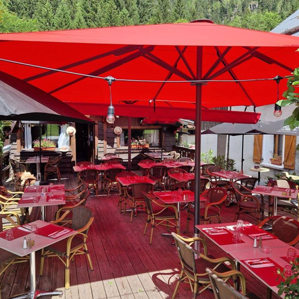 Le restaurant - La Crèmerie des Aiguilles - Chamonix - Grillade au feu de bois